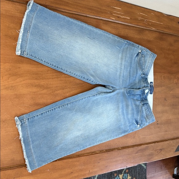 Democracy AbSolution Light Blue Skimmer Jeans Size 6 - Picture 2 of 10